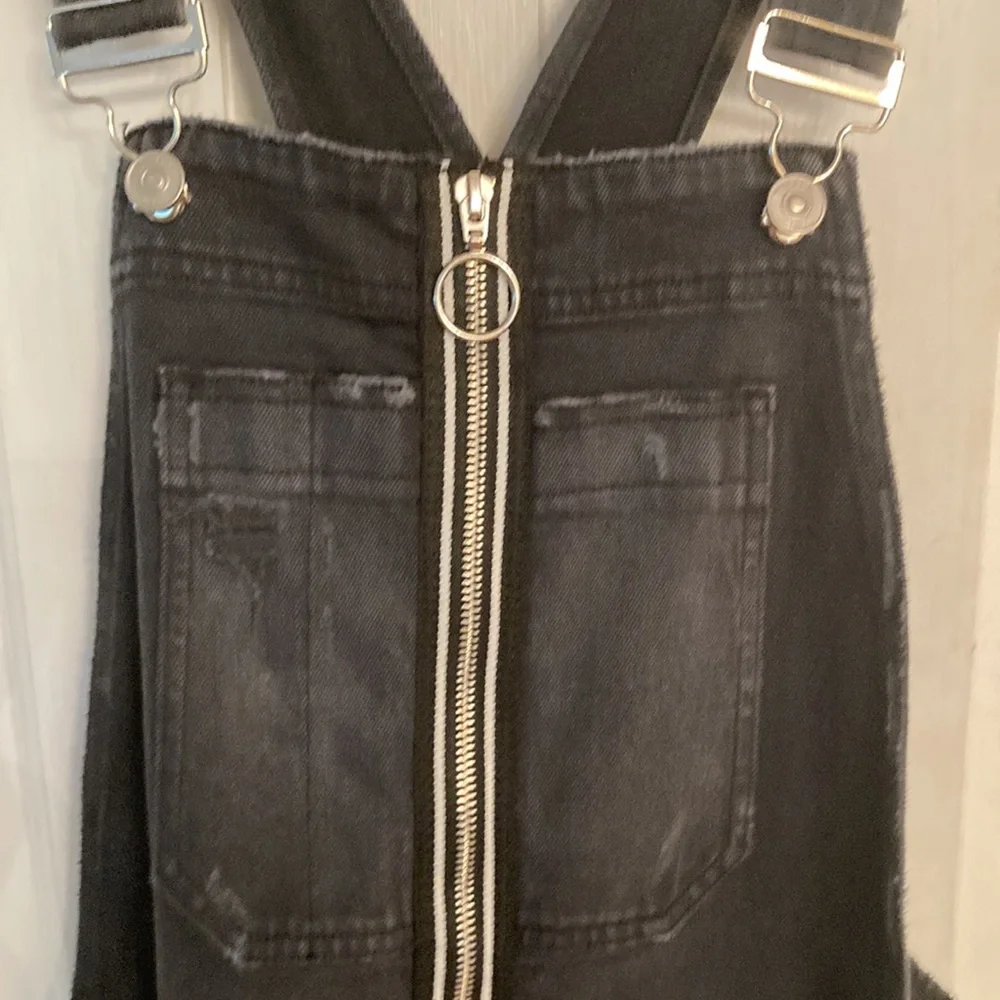 Overalls - Picture 3 of 6